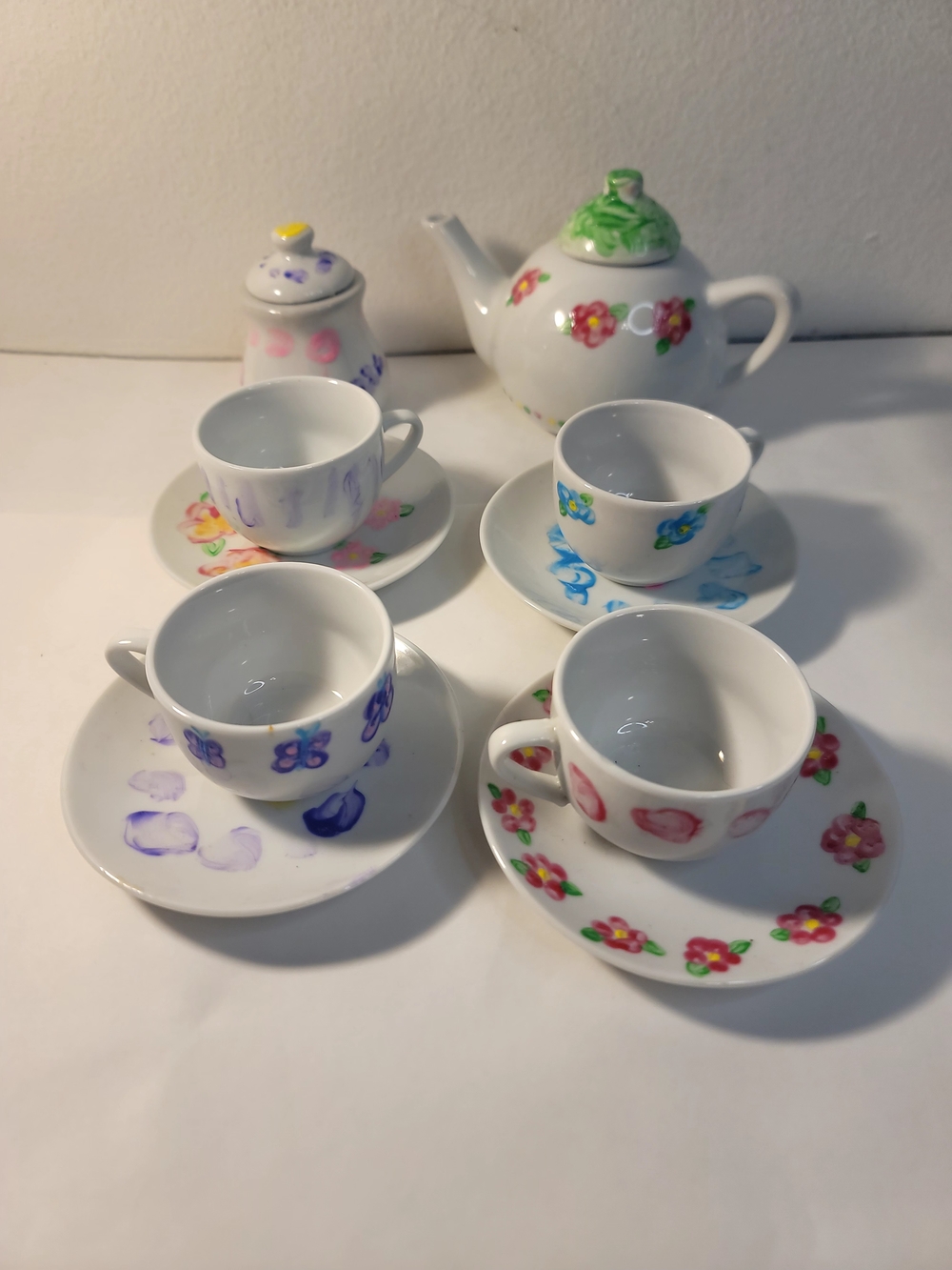 Children's Porcelain Tea Set with Floral Accents - White
